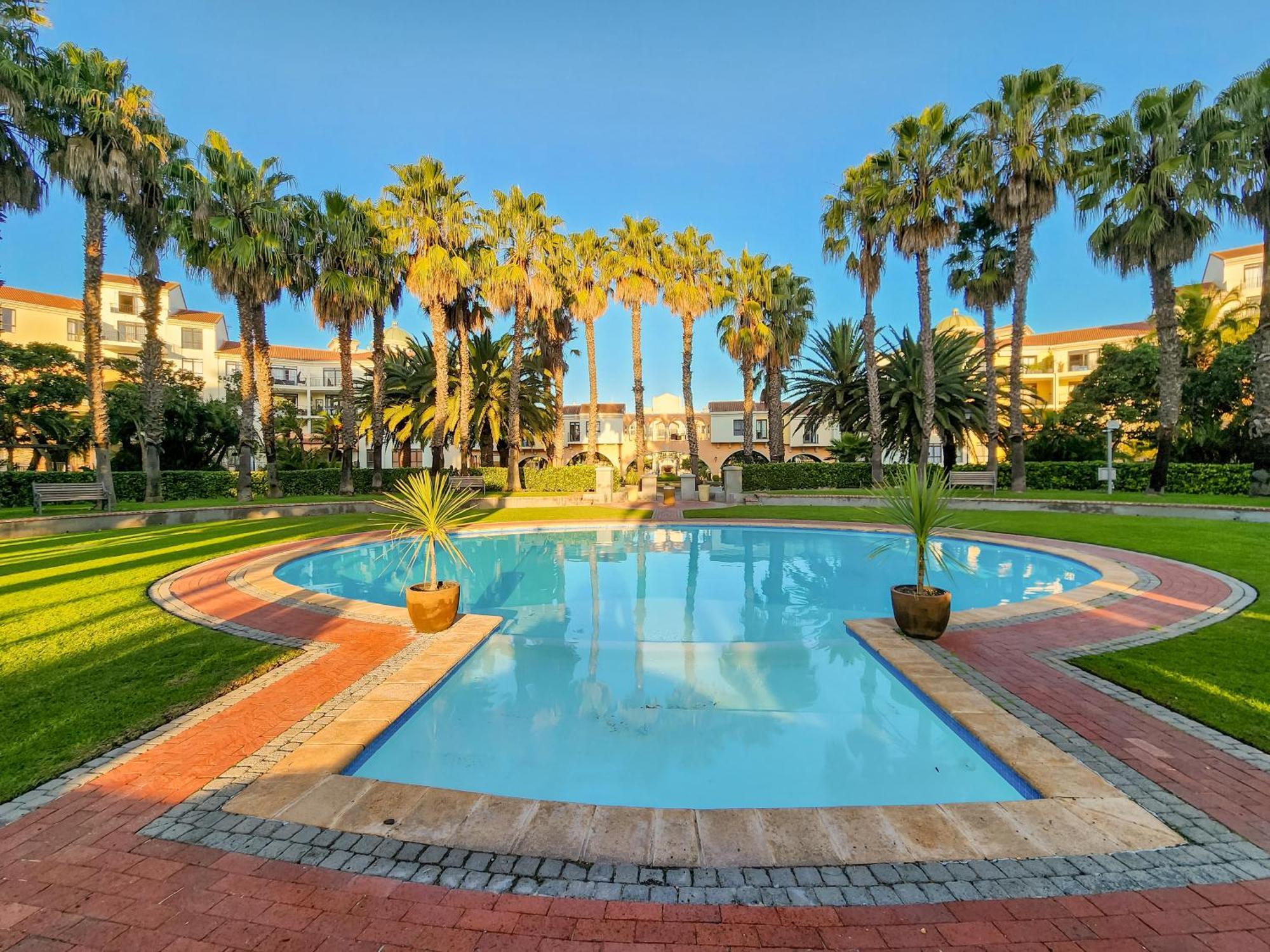 Peaceful Retreat, Pools, Gym, Parks * Kapstadt