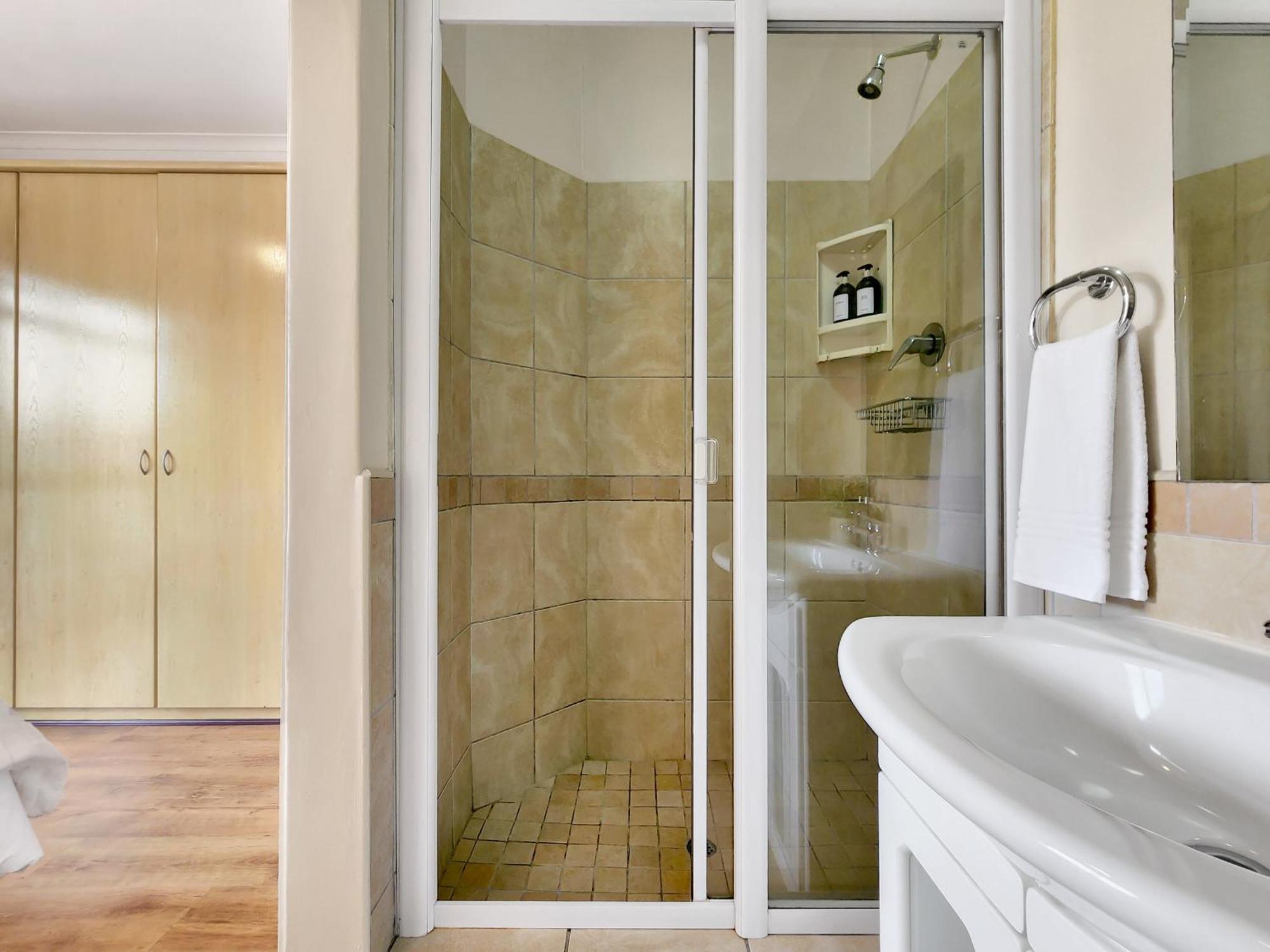 Peaceful Retreat, Pools, Gym, Parks * Kapstadt